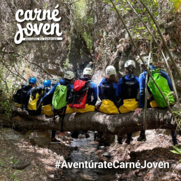 36 jóvenes disfrutaron este verano de experiencias de turismo activo en las islas con el Carné Joven
